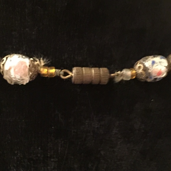 Vintage frosted glass beads with abstract painting - Picture 4 of 8